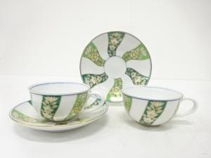 西山窯造　金彩　花　カップ＆ソーサー　ペア　洋食器